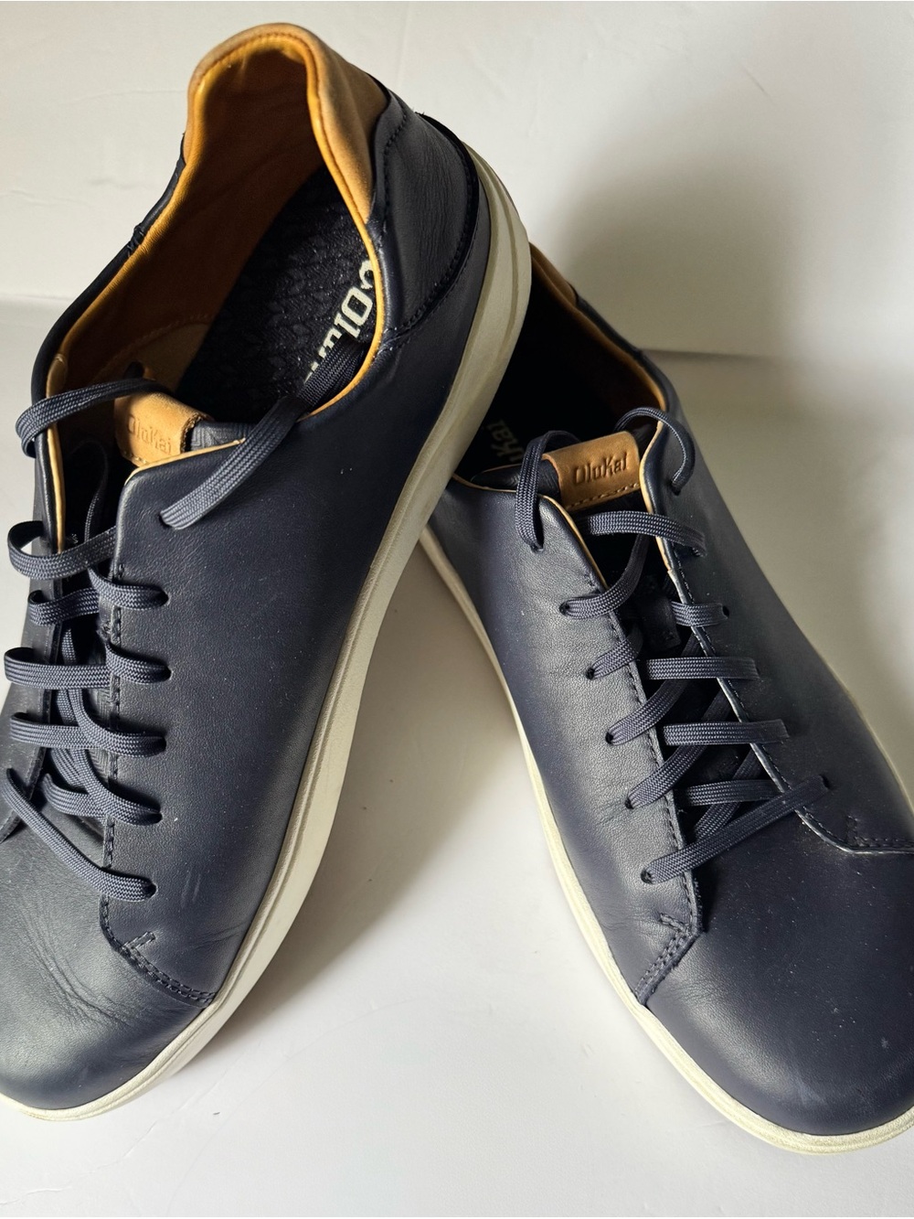 OluKai Men’s 12 Laeahi Lihue Blue Leather Low Top Lace-Up Sneakers Shoes